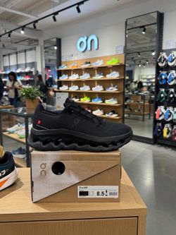 On Cloudtilt All Black Sneakers Size 8.5