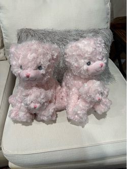 New stuff animal 3 available $6 each