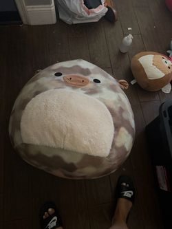 Huge squishmallow