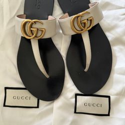 Gucci Marmont Leather Thong Sandal 