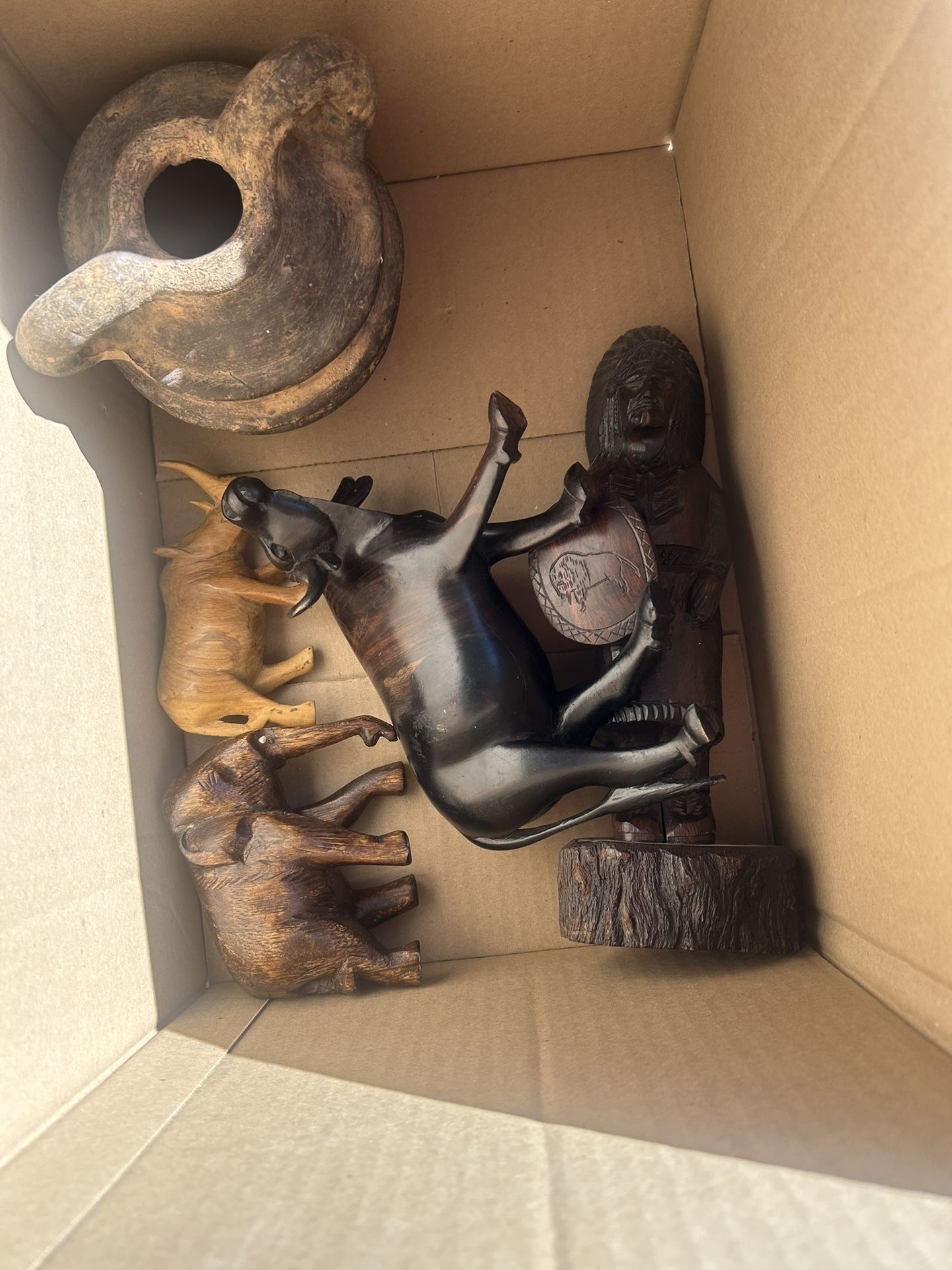 Carved wooden figurines 