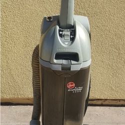 Hoover Turbo Bagless Vacuum Cleaner 