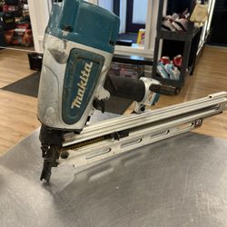 Makita Framing Nailer 191254