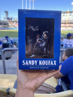 Sandy Koufax Replica Statue