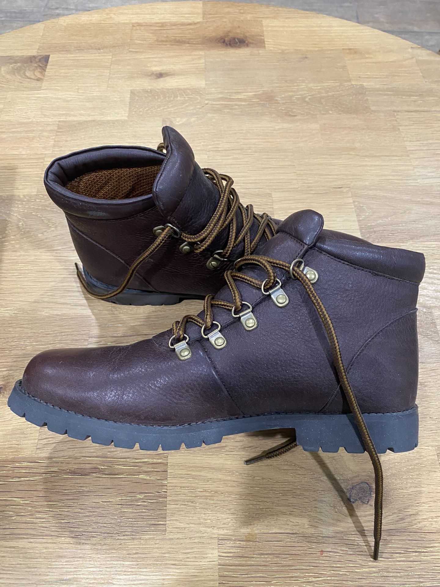 Leather Boots. By Maine Woods Chocolate Leather