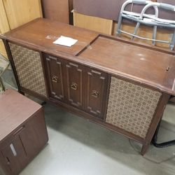 Victor stereo cabinet from the 60s.