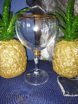 Vintage balloon wine glasses lined in 24kt gold