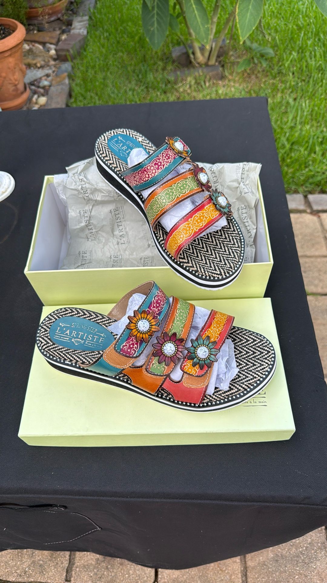 L’ Artiste , Sandals Size 9,5 
