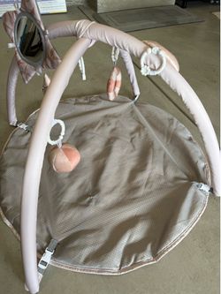Baby gym play mat