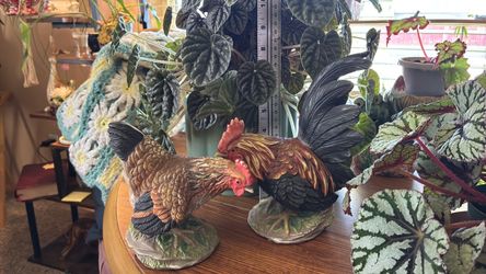 Rooster &Hen Figurines