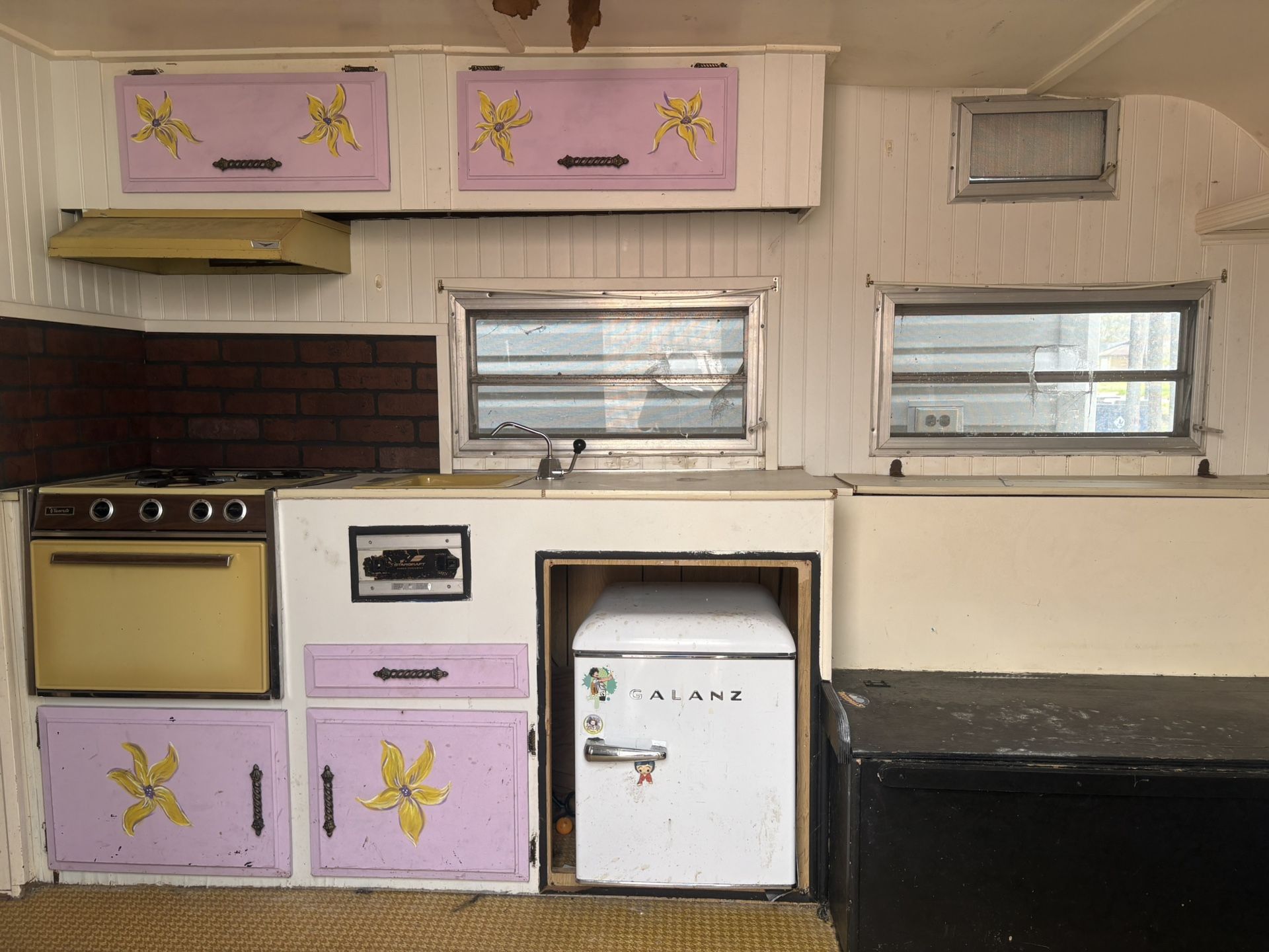 1972 Starcraft Rv Starcraft Camper (1972) for Sale in Richwood, TX - OfferUp