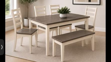 Nice dining Set with the bench included
