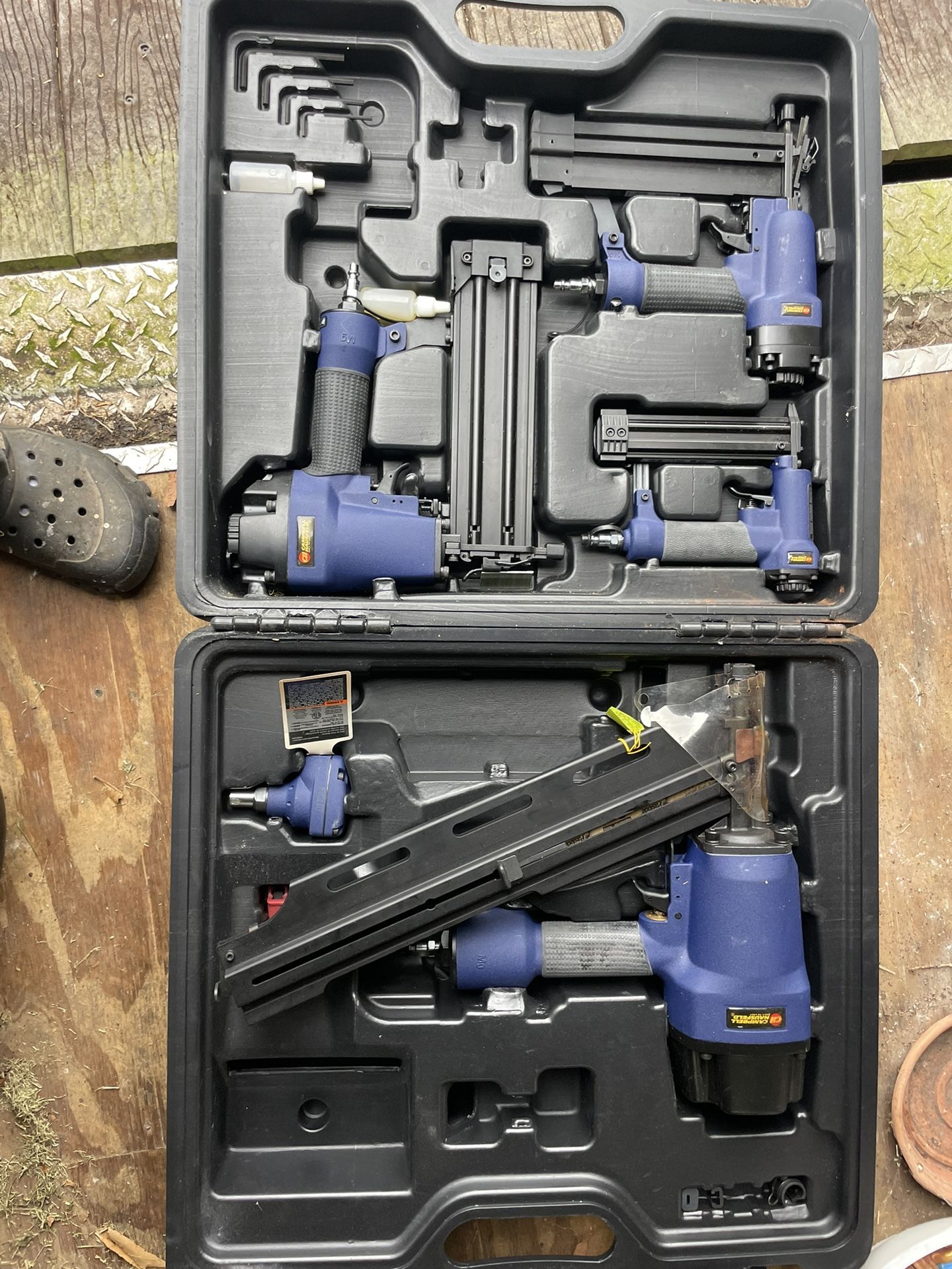 Campbell Hausfeld Nail Gun Set