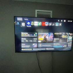 PS5 WITH CONTROLER AND 2K25