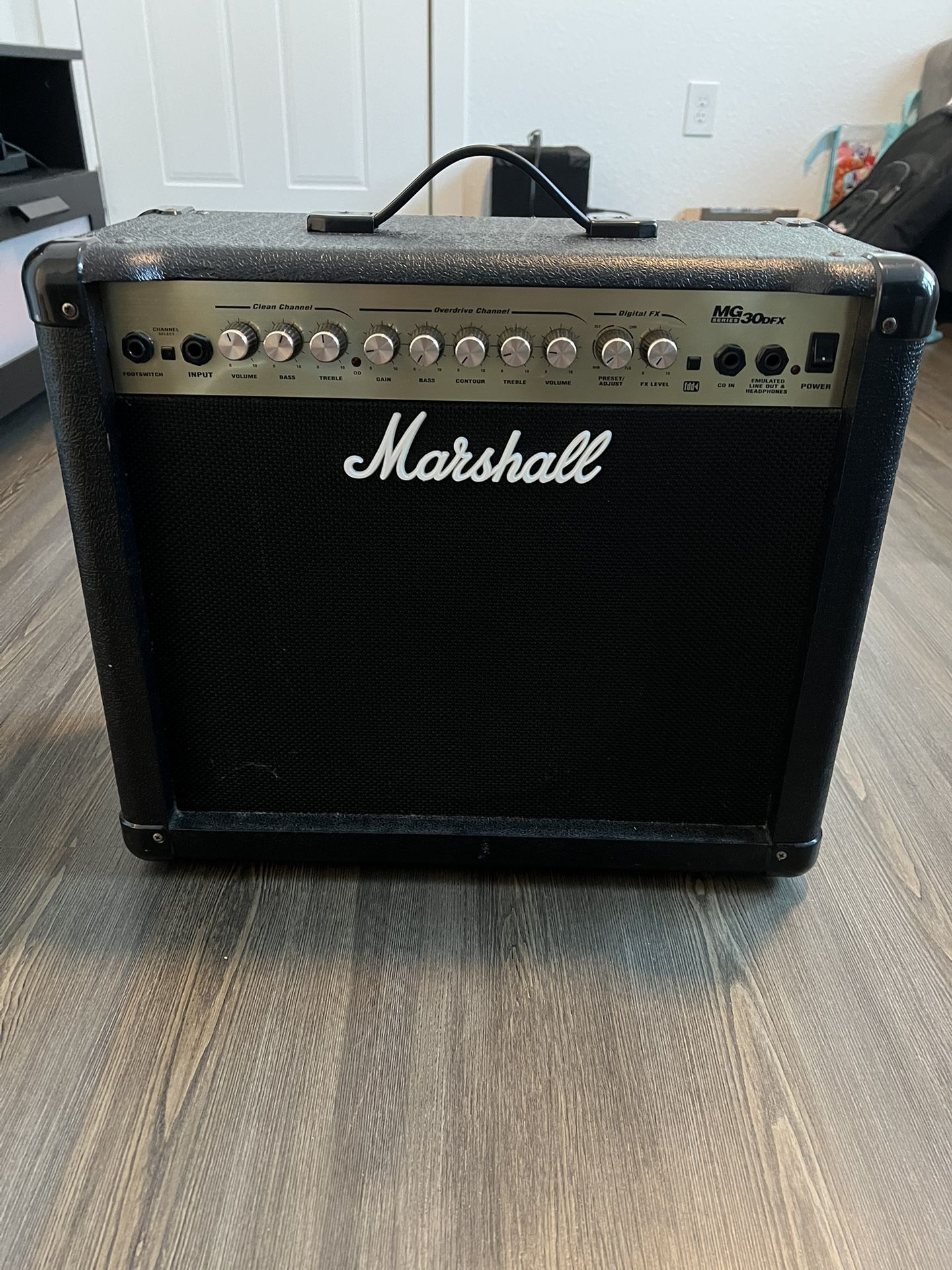 Marshall MG 30 DFC