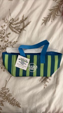 Trader Joe’s Blue and Green STRIPED Cooler Bag
