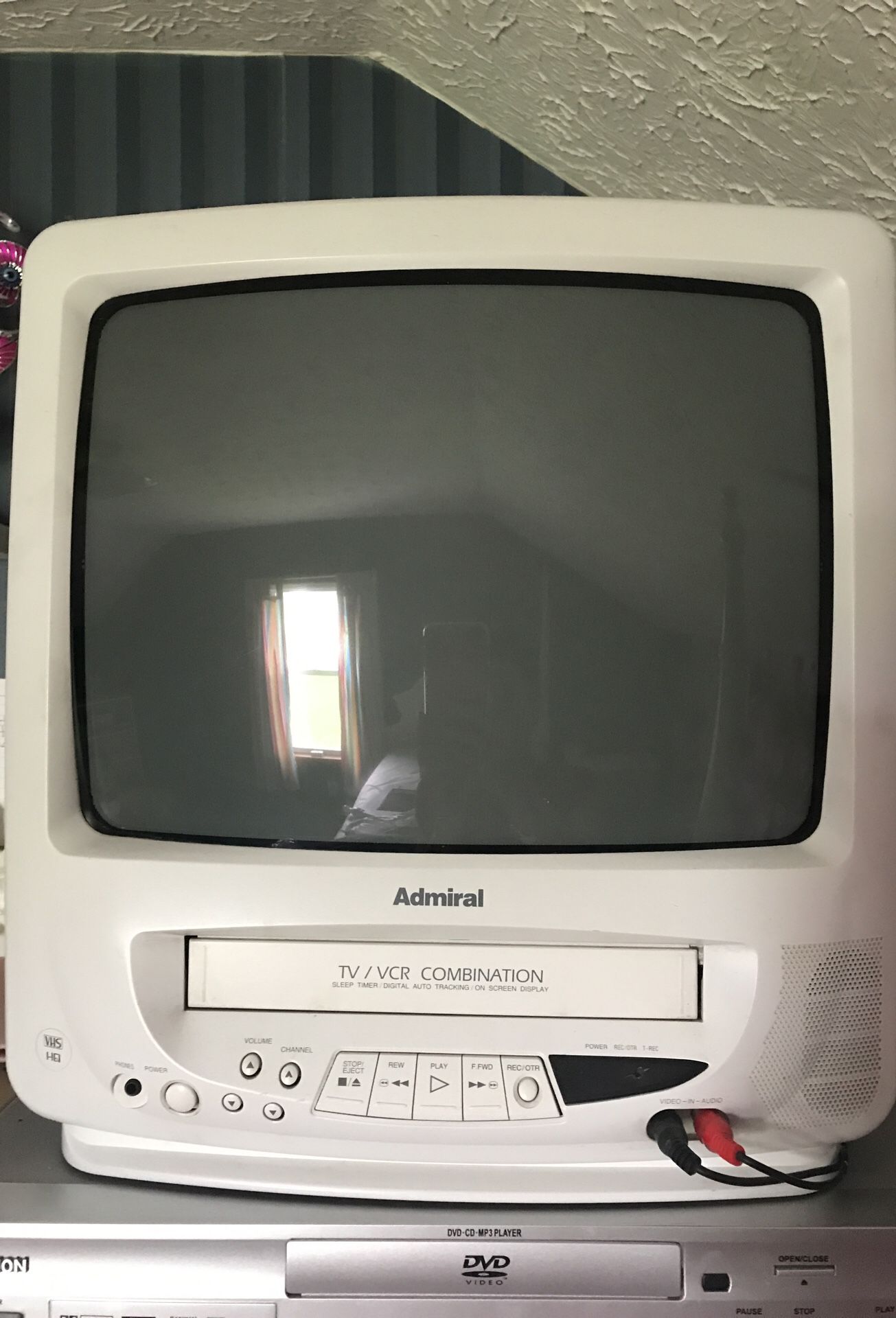 White Admiral tv/vcr combo