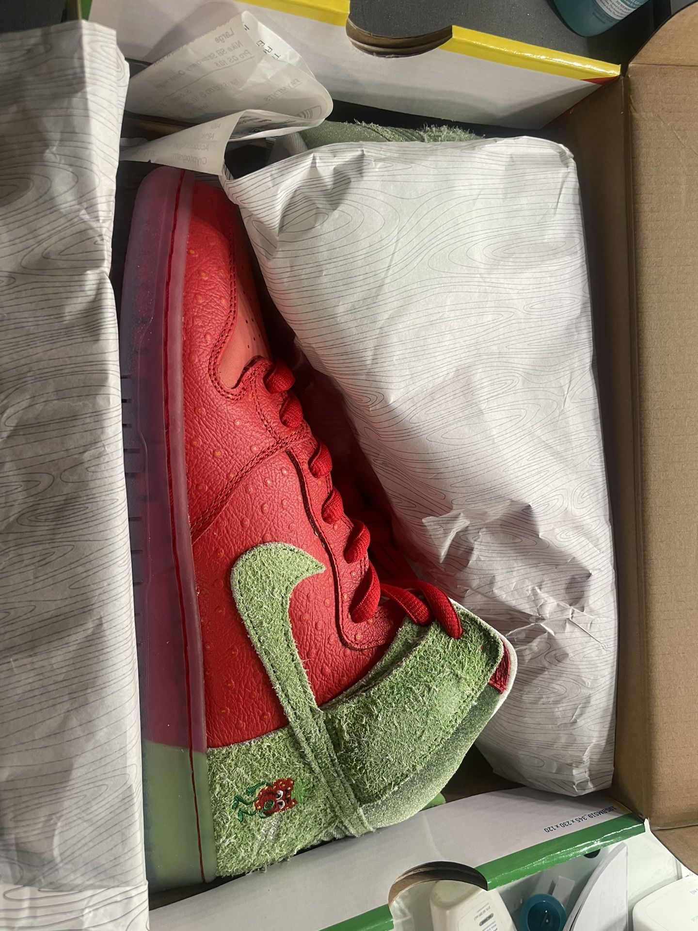 Nike Dunks Strawberry’s