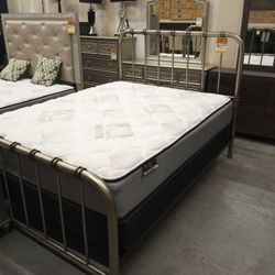 Queen Bed Frame 