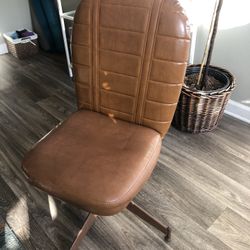 Vintage leather Chair 