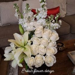 Beautiful Flower Arrangement Birthday/anniversary