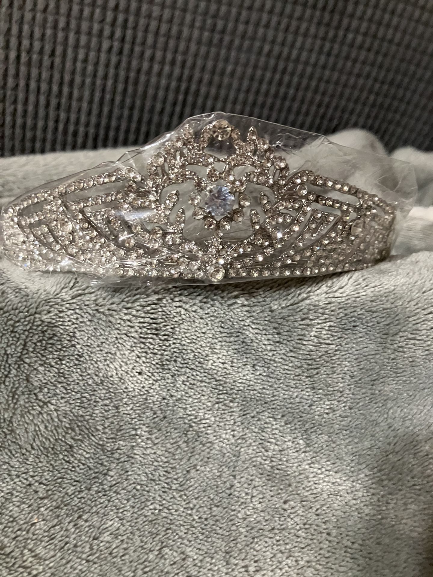 Tiara-new Arrival