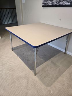 Adjustable height activity table 48x48 inches