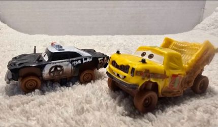 Disney Pixar Cars 3 Crazy 8 Crashers Taco Demolition & APB Police Car LOT of 2