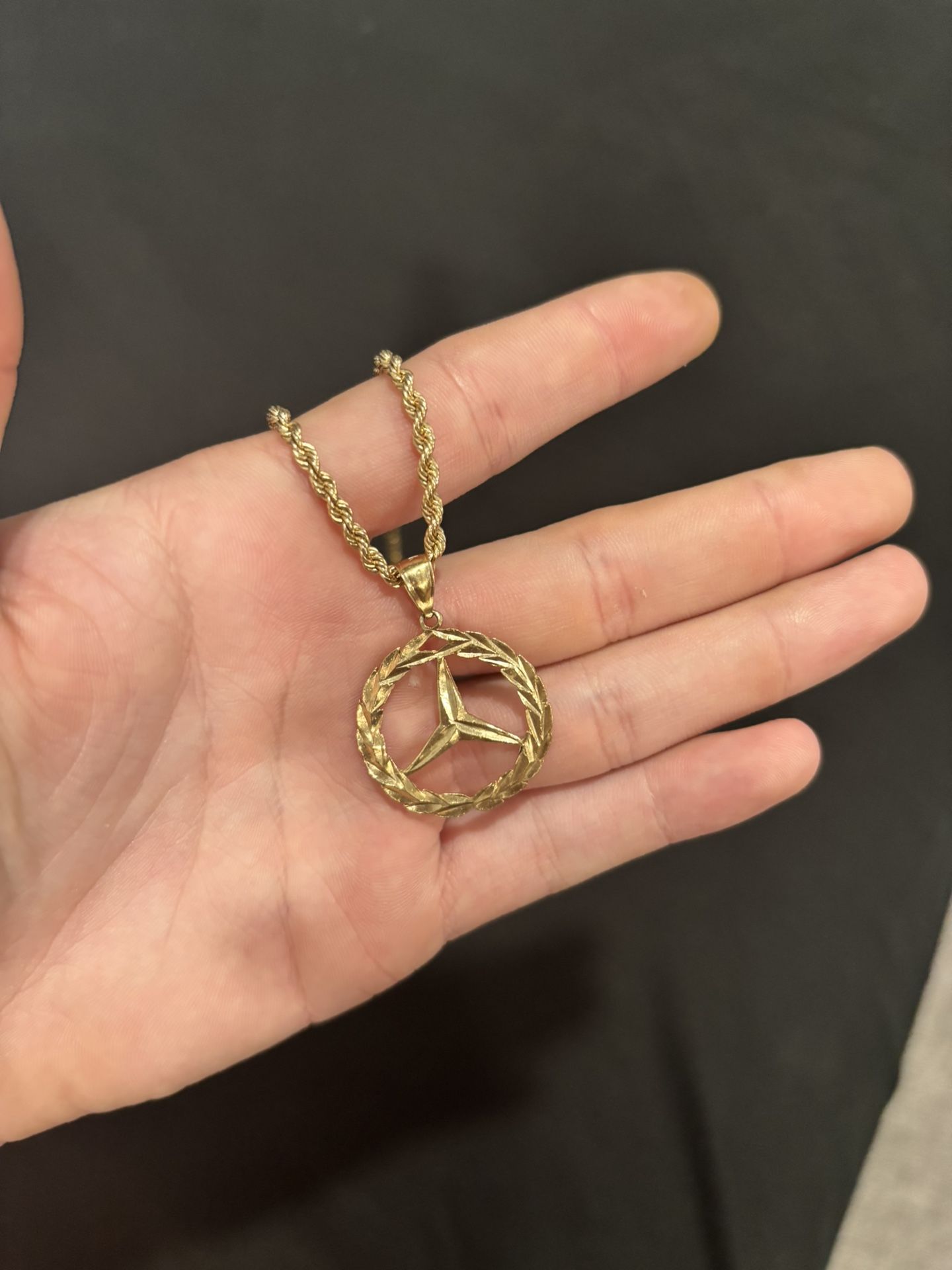 10K Gold Rope Chain W/ Pendant