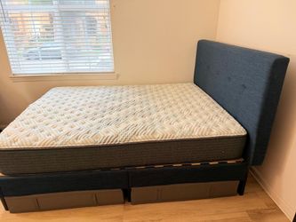 Queen mattress + bed frame