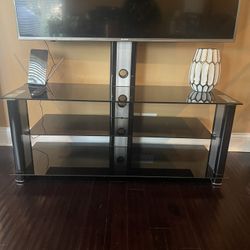 TV Stand No Damage At All 