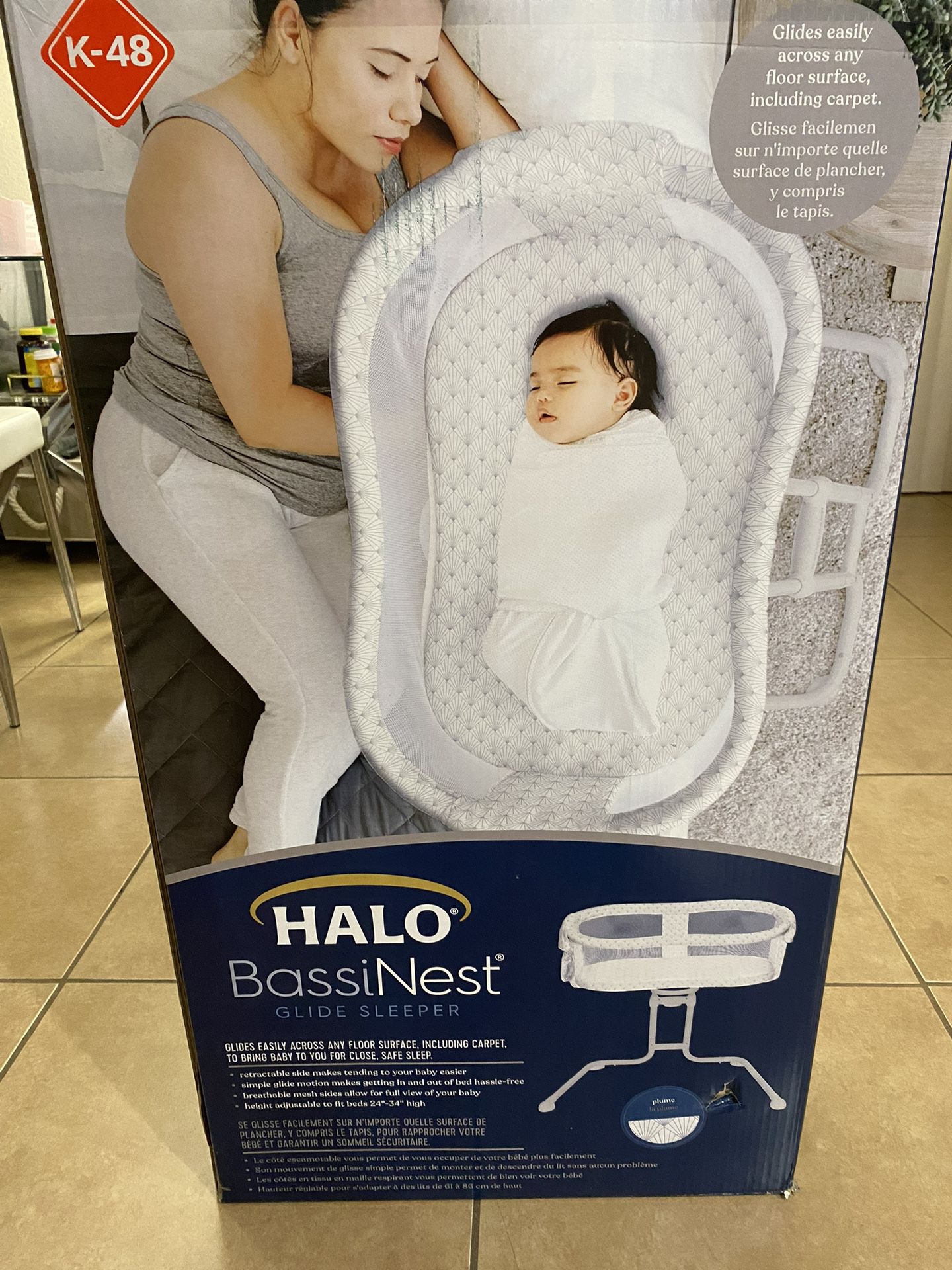 Brand new HALO Bassinest Glide Sleeper, Baby Bassinet, Plume
