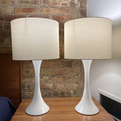 2 CB2 Table Lamps White Lacquered 