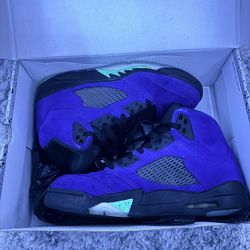 Jordan 5 Retro Grape  