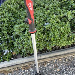 Milwaukee M12 Cordless Water Pump 