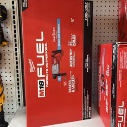 Milwaukee New 1- 1/4” SDS Plus Rotary Hammer One Key 