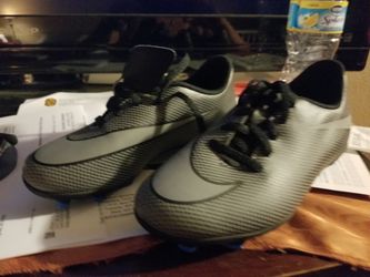 Little Boys New Nike cleats size 13.