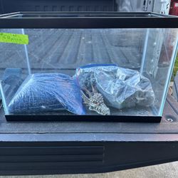 10 Gal Aquarium 