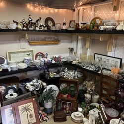 Beautiful Boutique With Imported Pieces And Sets!