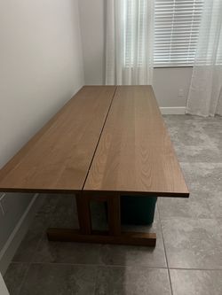 Dinning table 400 obo