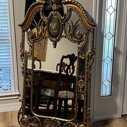 Ornate French Giltwood Mirror