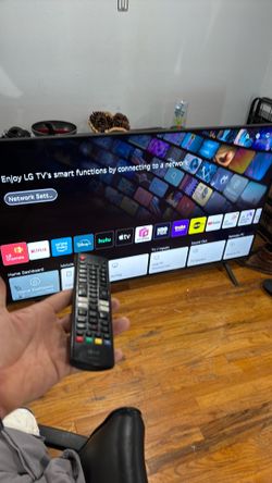 LG 70" Class UQ7070 Series LED 4K Smart TV