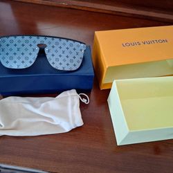 Louis Vuitton Glasses 