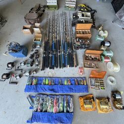 4 Penn Reels, 22 Fishing Poles, Deep Sea Lures & More