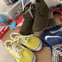 Boys Shoes Size 3y Free With Purchase Only 