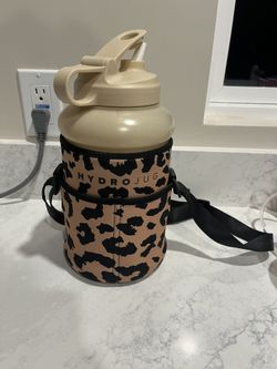 HydroJug With Sleeve