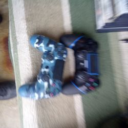 PS4 Controllers