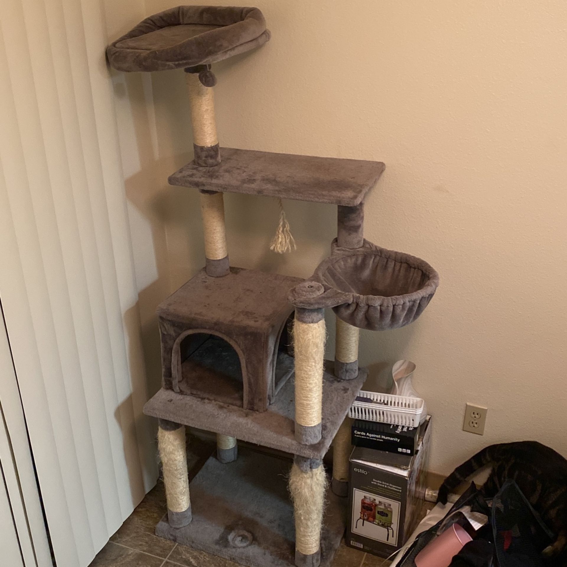 Cat Tower 