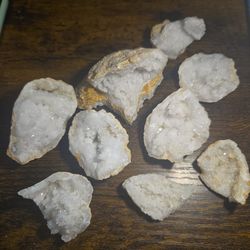 Assortment of cracked geodes