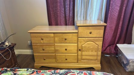 Dressing table/dresser  58” wide